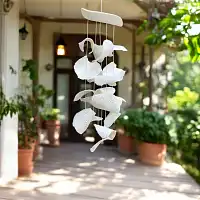 Suspension en porcelaine de Limoges - Mobile artisanal pétales motif sable