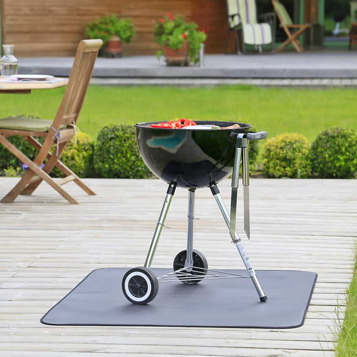 Tapis De Protection Pour Barbecue Extérieur – 80x50 Cm, Résistant à 300°C, Antidérapant, Facile à Nettoyer