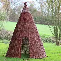 Tipi en osier - tente d'enfants  Tipi en osier - tente d'enfants