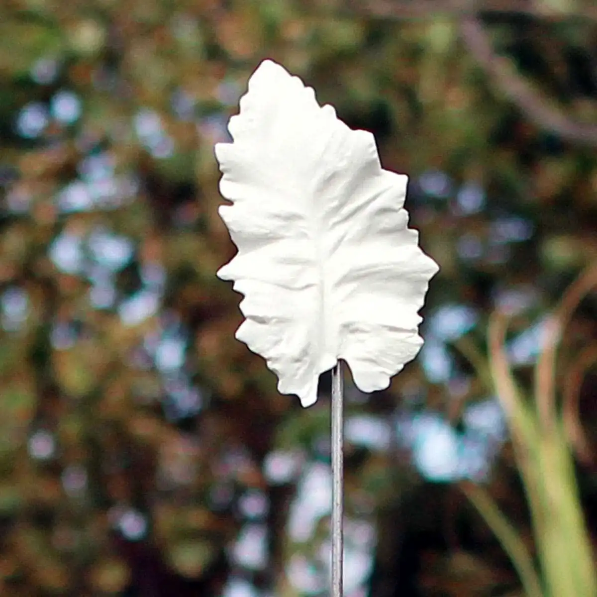 Tuteur feuille Pavot en porcelaine  Tuteur feuille Pavot en porcelaine