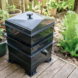 Lombricomposteur balcon Lombribox L.40 x l.40 x H.60cm - 32Litres