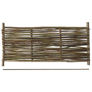 Barrière noisetier tressage horizontal L. 120cm x H. 60cm avec tige
