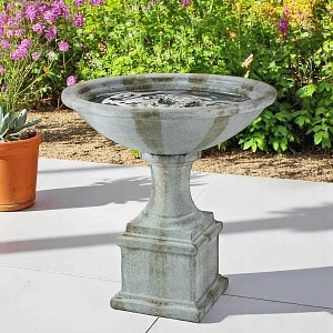 Fontaine de jardin sur pied effet pierre vieillie, marbrures cuivrées - D.74 x H.78cm