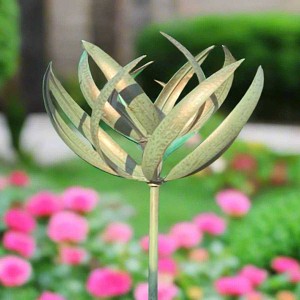Eolienne Burghley en métal avec pied - Vert de gris - H.208 x D.43cm